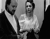 KRUH IN MLEKO. Režija: Jan Cvitkovič (2001)